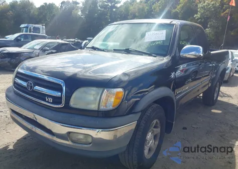 2002 Toyota Tundra Sr5 V8 из США, поврежденный, VIN 5TBBT44152S315105